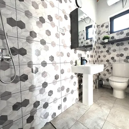 Θέρετρο Costinesti Greek Schitu